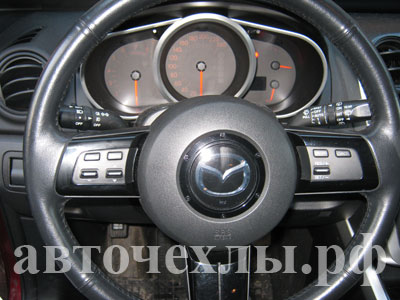 Руль Mazda CX7 до установки нагревательных элементов